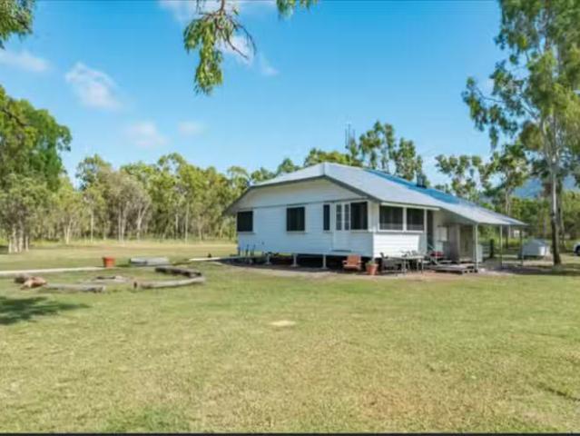 1989 Woodstock Giru Road, Majors Creek, QLD 4816