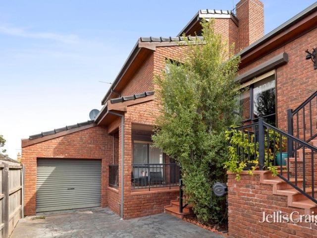 1980s red brick character high on Ruckers Hill