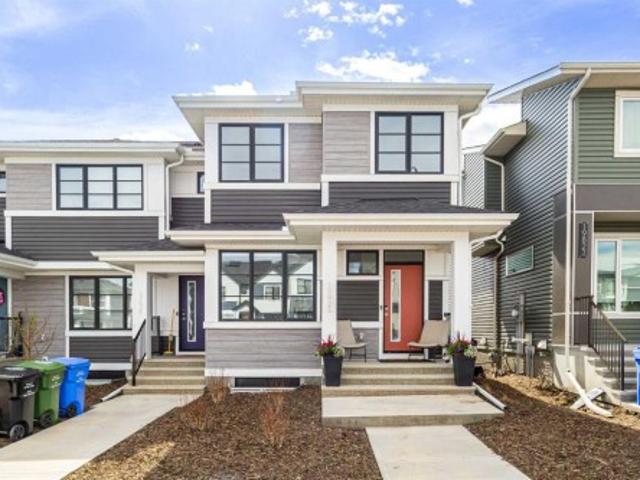 1982 Street Se, Calgary, AB, T3M 3B5 house for sale | Listing ID A2353 | Royal LePage