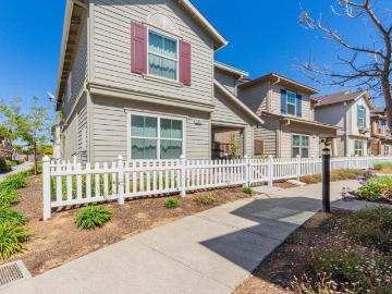 19832 Gabilan View Dr, Salinas, CA 93906 | MLS #ML82039