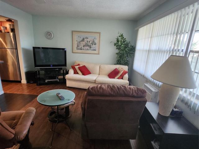 198 Durham E, Deerfield Beach, FL 33442 | MLS #F10542
