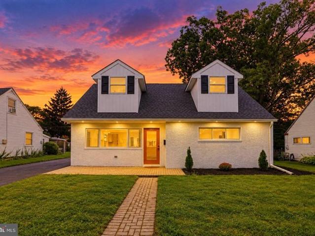 198 Oxford Cir, West Norriton, PA 19403