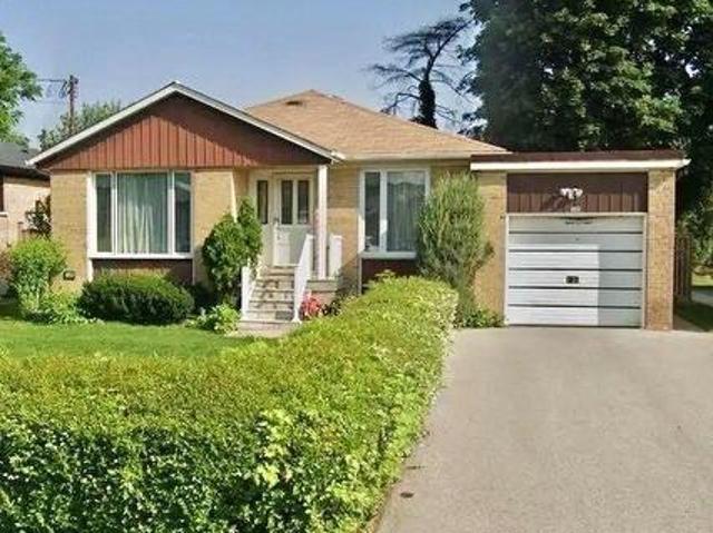 198 Waterloo Avenue, Toronto, ON, M3H 3Z2 house for sale | Listing ID C13705 | Royal LePage