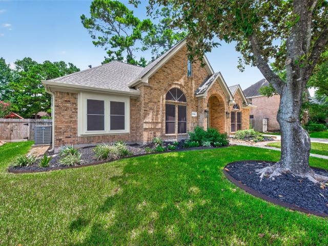 19902 Wood Walk Lane