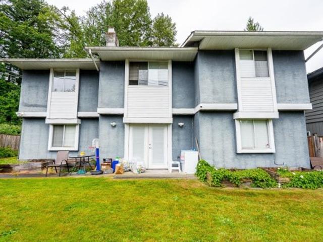 1990 Capilano Road, North Vancouver, BC, V7P 3B8 house for sale | Listing ID R3136 | Royal LePage