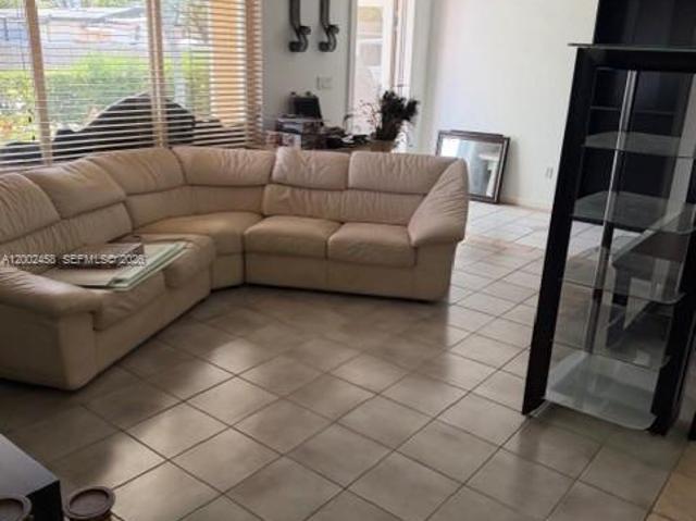 19920 SW 118th Pl, Miami, FL 33177 | MLS #A12070