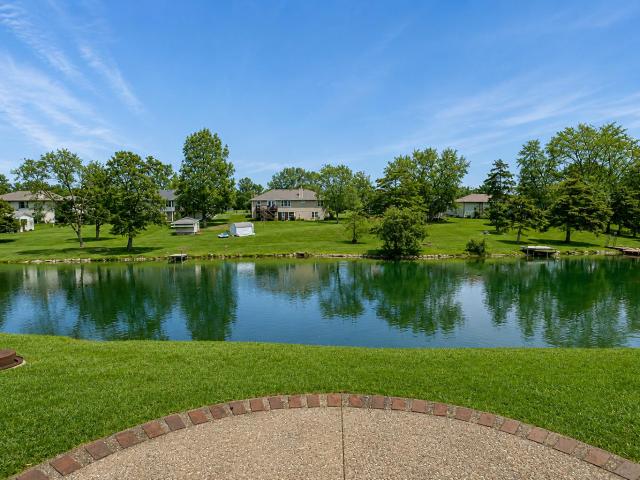 1992 n waterfront drive d