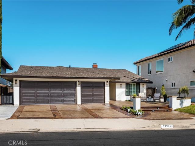 19931 Crestknoll