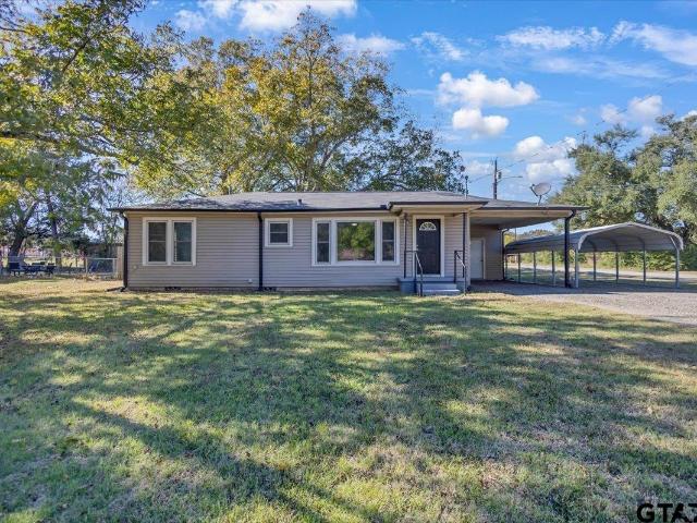 199 N Oak St, Van, TX 75790 | MLS #26000