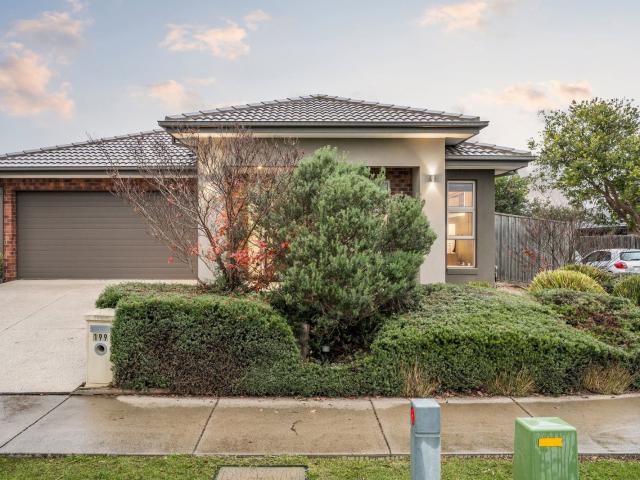 199 Warralily Boulevard