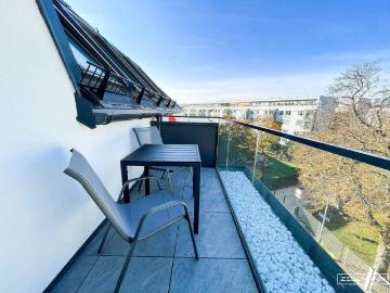199k netto Anlegerpreis | Stilvolle Dachgeschossresidenz mit hochwertiger Ausstattung und urbanem Wohnkomfort | ZELLMANN IMMOBILIEN