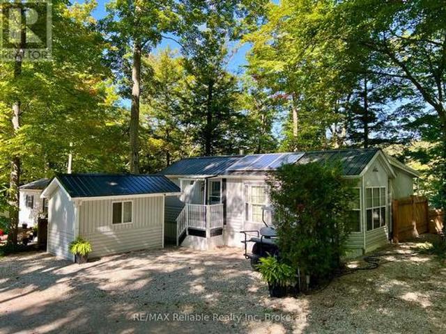 19 76 Wildwood Line, Bluewater Stanley, ON, N0M 1G0 house for sale | Listing ID X12903 | Royal LePage