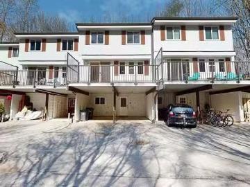 19 10000 Valley Drive, Squamish, BC, V8B 0Y1 townhouse for s.