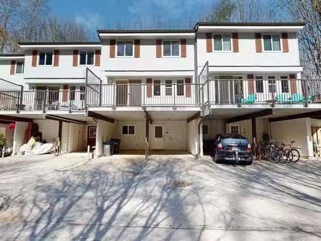 19 10000 Valley Drive, Squamish, BC, V8B 0Y1 townhouse for s.