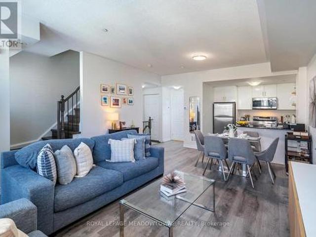 19 10 Carnation Avenue, Toronto, ON, M8V 0B8 townhouse for sale | Listing ID W13619 | Royal LePage