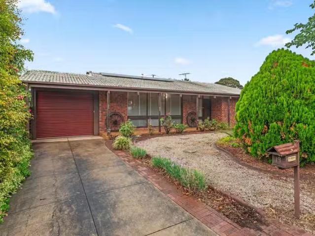 19 Taurus Crescent, MODBURY HEIGHTS, SA 5092 House for Rent