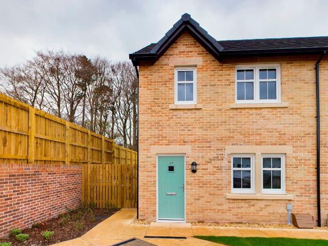 19 Thorpe Rig, Biggar ML12, 3 bed semi detached house to rent, £1,100 pcm | PrimeLocation