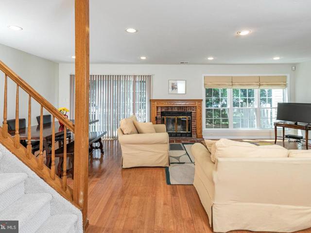 19 Towpath Court