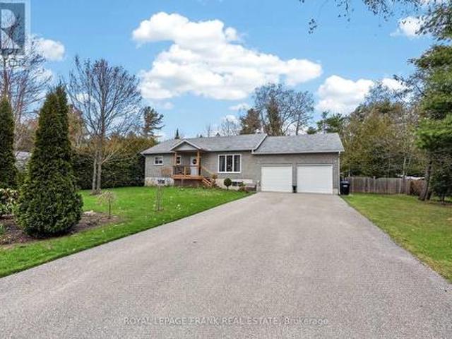 19 Trout Lane, Tiny, ON, L9M 0J1 house for sale | Listing ID S13070 | Royal LePage