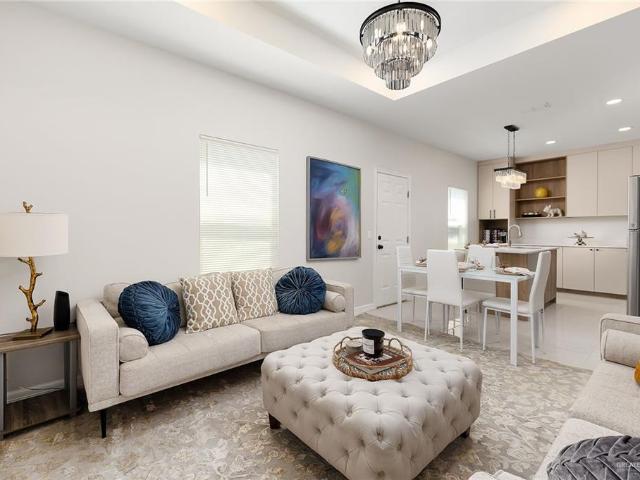 19 UNITS Heron Avenue