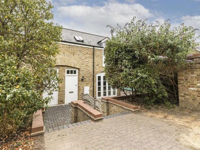 19 Vulcan Road, London, SE4 1BZ, United Kingdom | 2 bed house for rent #139332576 | Rentberry