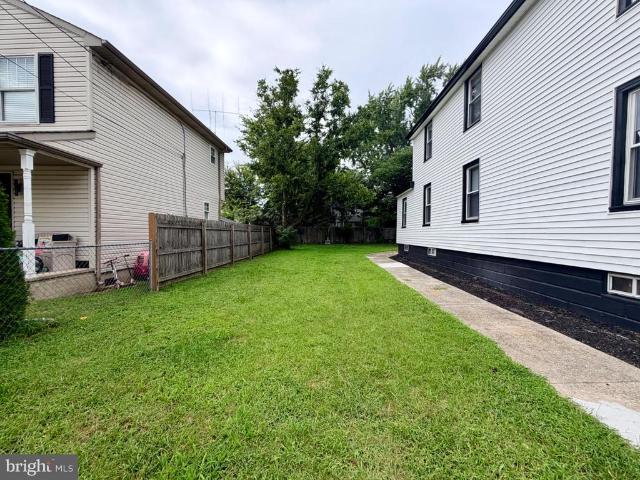 19 W Madison Street