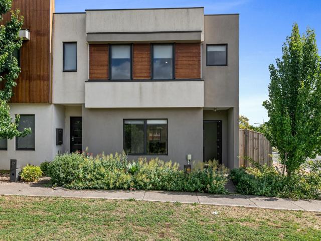 19 Waragreen Walk, Mickleham