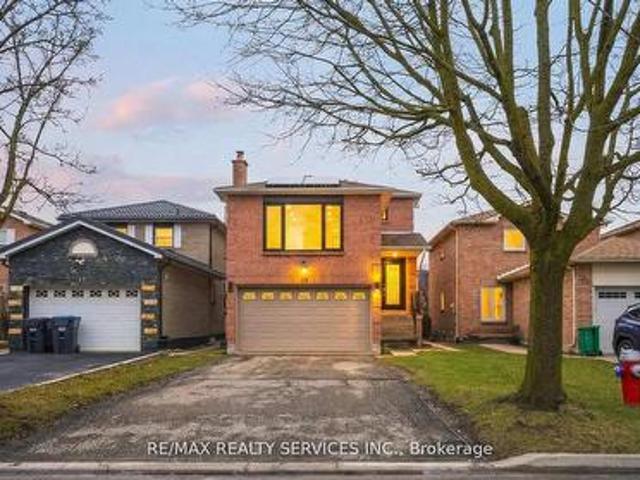 19 Wayne Nicol Drive, Brampton, ON, L6X 3Z2 house for sale | Listing ID W13676 | Royal LePage