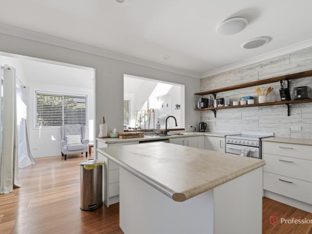 19 White AvenueArmidale NSW 2350, Australia
