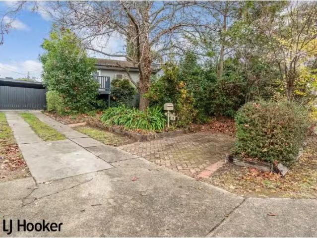 19 Willis Street, EVATT House for rent Listed by Olivia Jones.