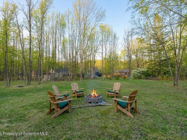 19 Woodcrest Ln, Lake Ariel, PA 18436 | MLS #SC261199