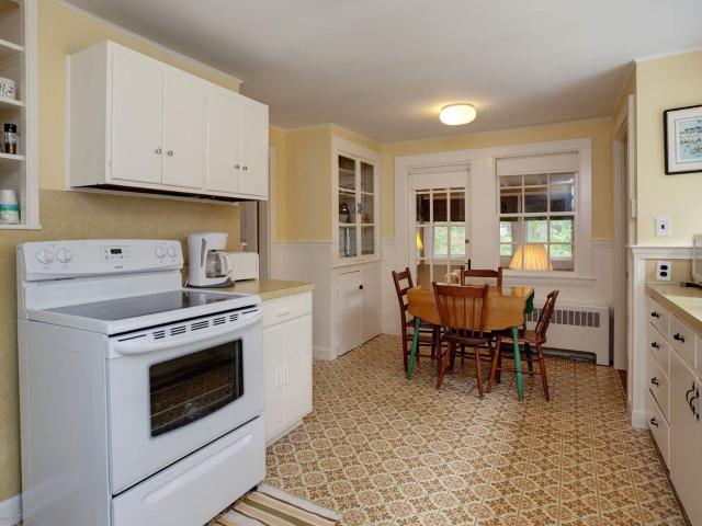 19 Woodland Road, Osterville, US, MA
