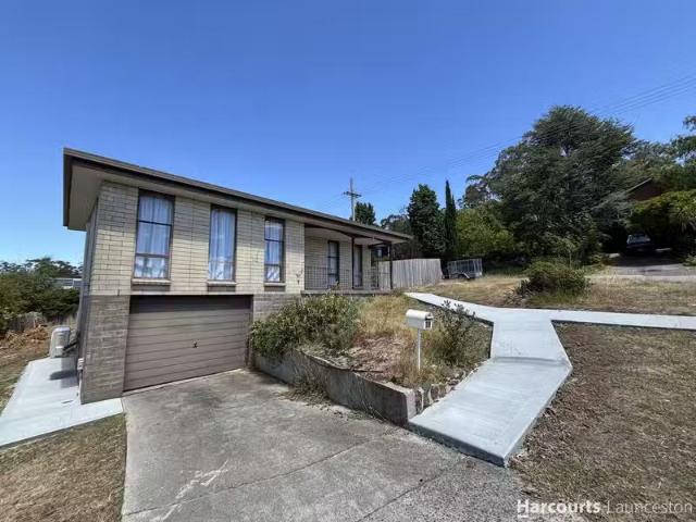 19 Woolston Street, TREVALLYN, TAS 7250 House for Rent