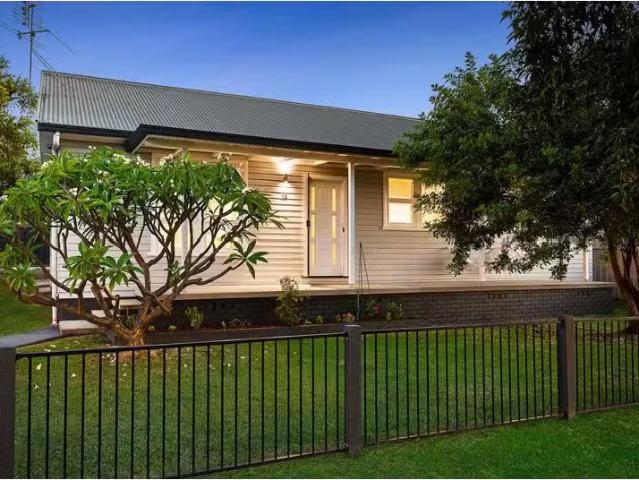 19 Wollombi Road, Cessnock House for rent Listed by Tara Peac.