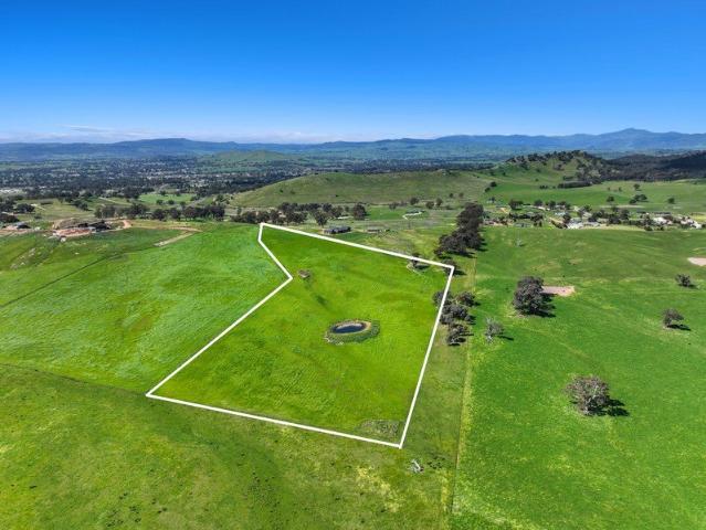 19 Acres With Endless Views Just Minutes from Mansfield