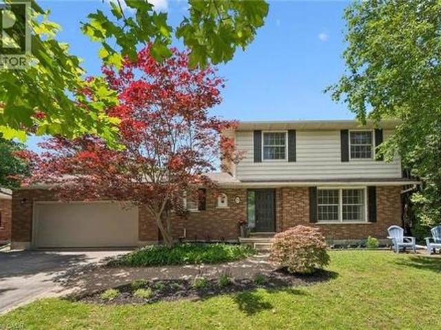 19 Adams Avenue, Tillsonburg, ON, N4G 4X3 house for sale | Listing ID 40840 | Royal LePage