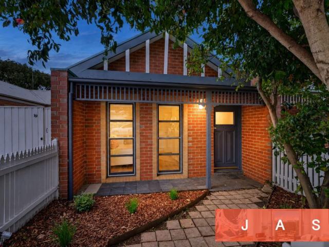 19 Adelaide Street, Footscray | Jas Stephens