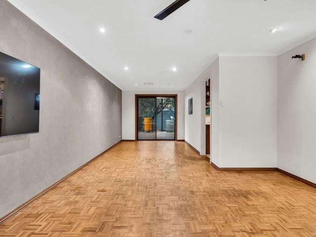 19 Amanda Drive, Surrey Downs SA 5126