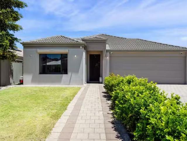 19 Astrolabe Way, SWAN VIEW, WA 6056 House for Rent
