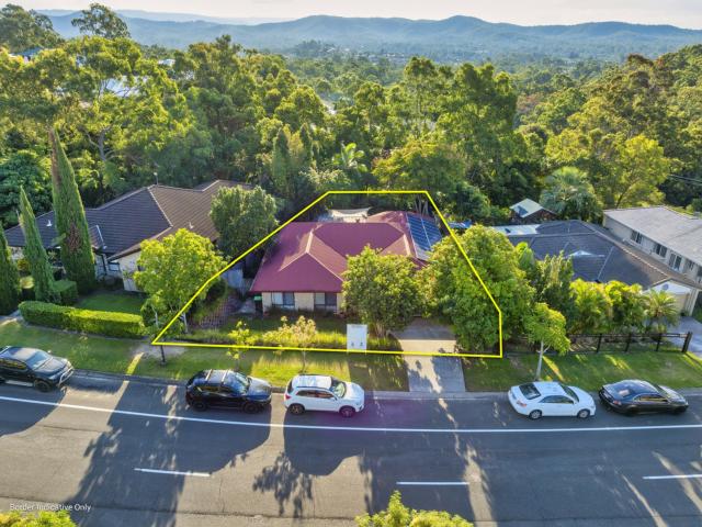 19 armstrong way highland park qld house for rent lj hooker