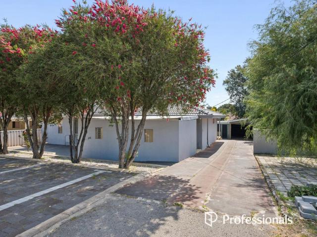 19 Aralia WayForrestfield WA 6058, Australia