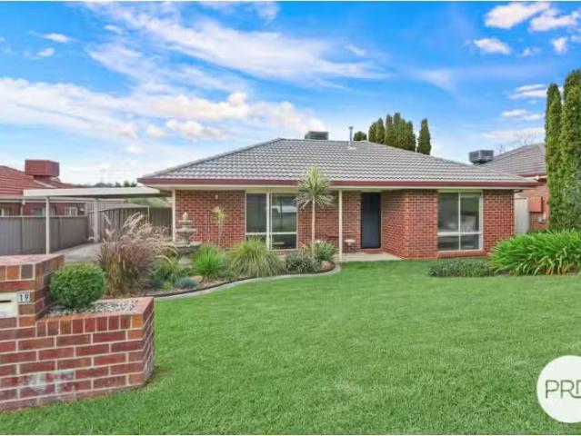 19 Bartholomew Street, GLENROY House for rent Listed by Resid.