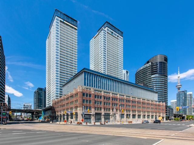 19 BATHURST ST – SUITE 2115, Toronto
