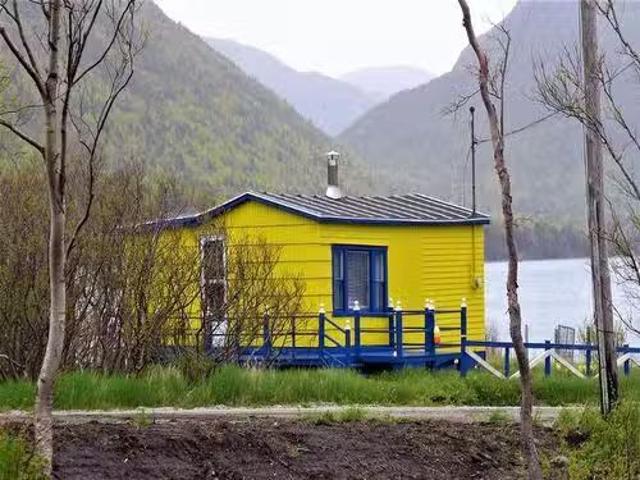 19 Beach Road, York Harbour, NL, A0L 1L0 recreational for sa.