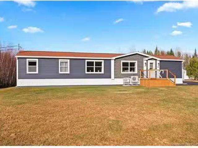 19 Birch St, Waasis, NB, E3B 9J1 house for sale Listing ID.