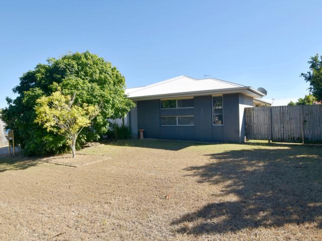 19 Broadwater Place New Auckland, QLD 4680