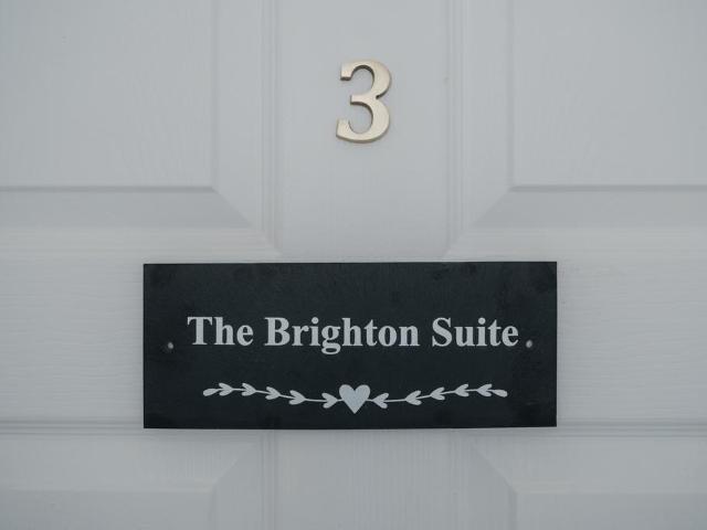 19 Brighton Road, Bristol BS6 2 bed apartment to rent £2,250 pcm £519 pw