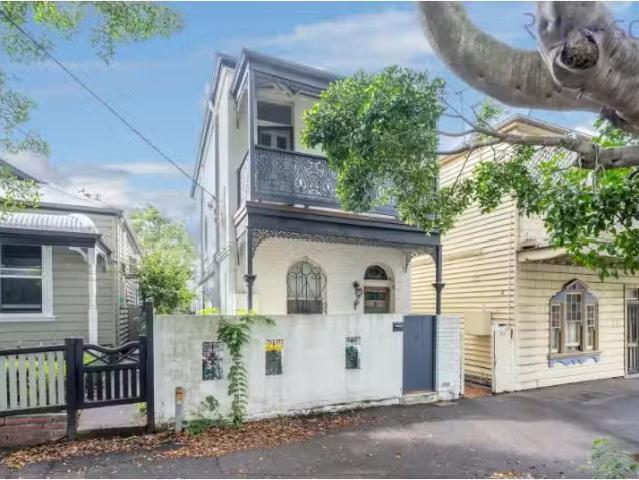 19 Bruce Street, Cooks Hill House for rent Listed by Clare Ca.