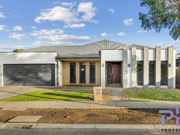 19 Brudian Drive Strathfieldsaye VIC
