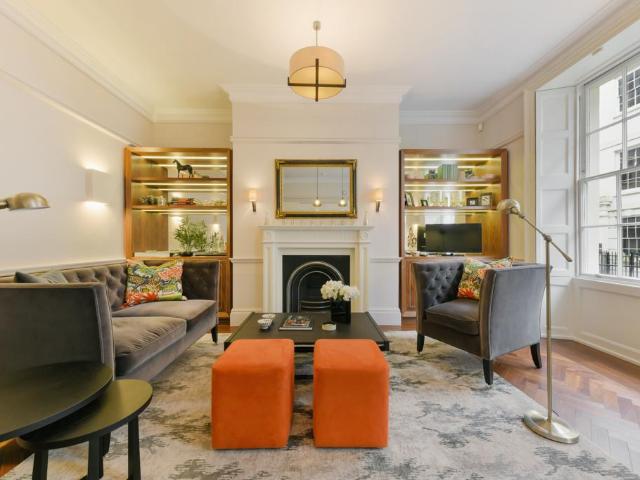 19 Buckingham Street, London, WC2N 6DR, United Kingdom | 1 bed apartment for rent #137560060 | Rentberry
